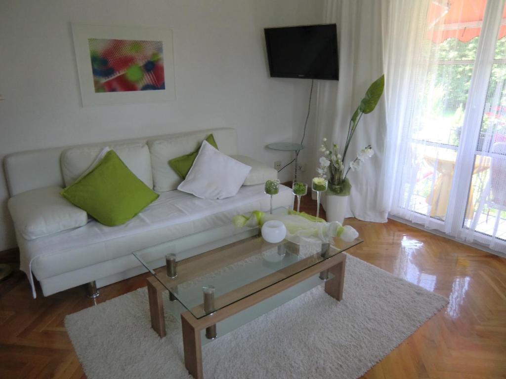 מלון באדנוויילר Haus Marija M מראה חיצוני תמונה